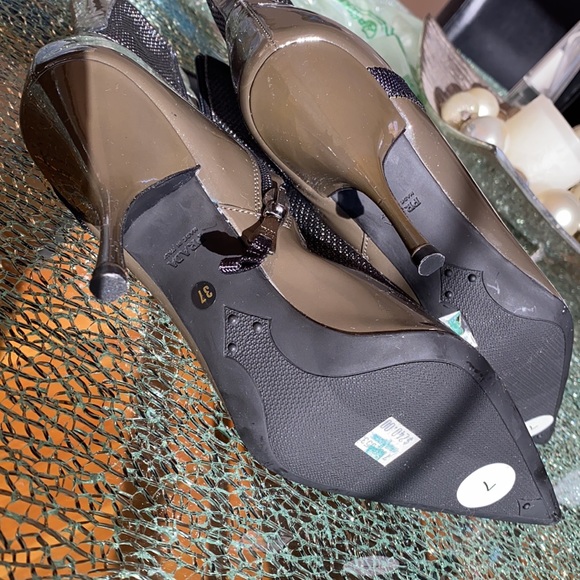 PRADA Athracite patent and mesh pointy toe booties with sleek, sexy heels NWT 7 - Picture 7 of 13